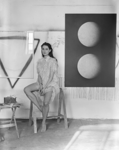 Catrinel Menghia Marlon